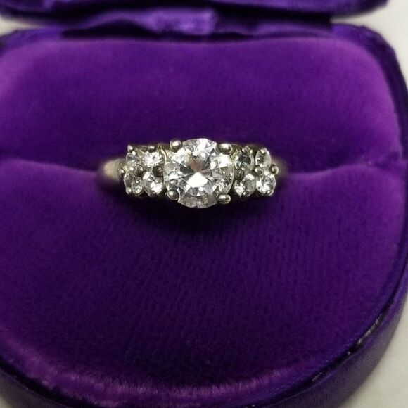 Vintage Sterling Silver Sparkly Rhinestone Cluster Ring, Size 7 Band, Estate - Picture 3 of 10